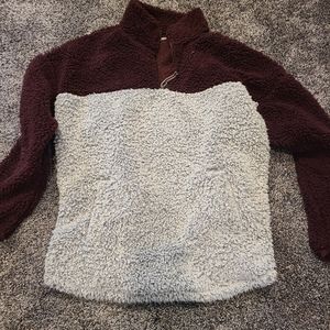 Grey and merlot sherpa with pockets